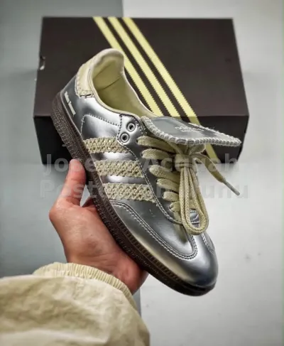 Adidas Sneaker