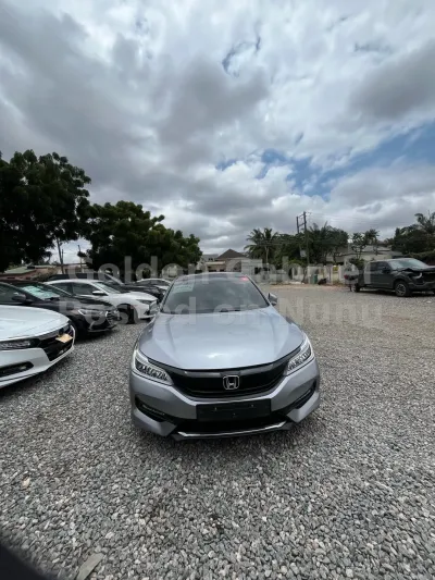 2017 Honda Accord Sport 2.4L – Direct Foreign Used!