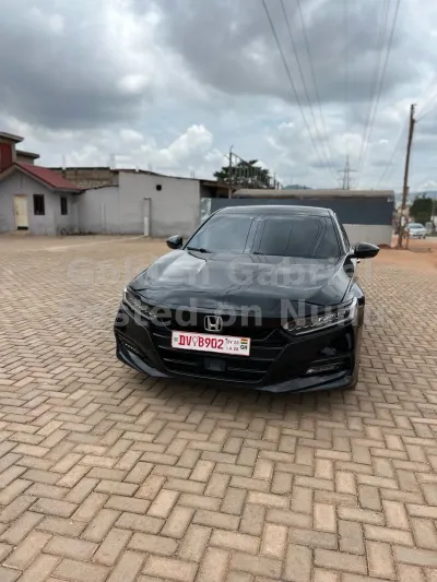 2020 Honda Accord Touring 2.0T – Full Option – Clean & Neat