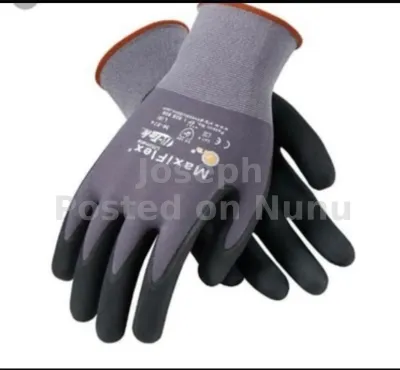 Maxiflex gloves