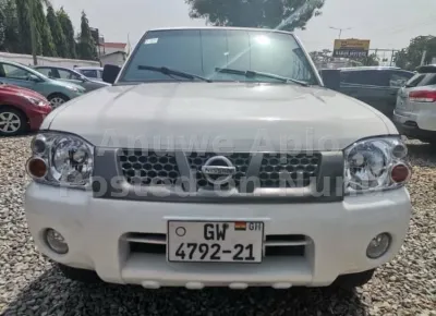 Nissan in good condition and documents available for sale.