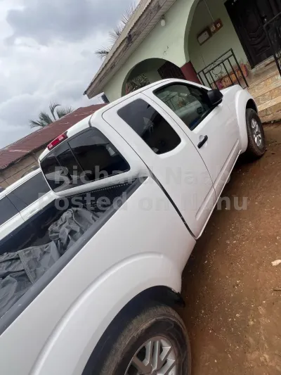 Nissan Frontier Pickup truck 2017