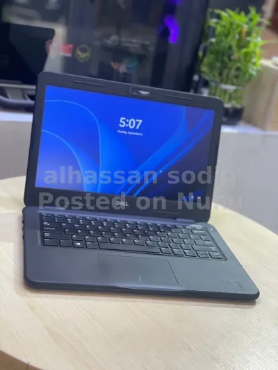 Dell Latitude 3300 Laptop | 13.3”| Core i5-8th Gen 8250U - 256GB SSD