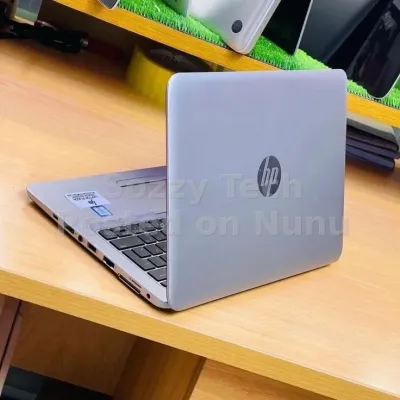 HP EliteBook 840 G3 Laptop 14-inch HD Display, Intel Core i5-6th Gen