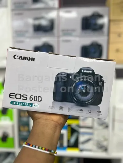 Canon Eos 60d Digital Camera (Ef-S 18–135mm Is Kit)