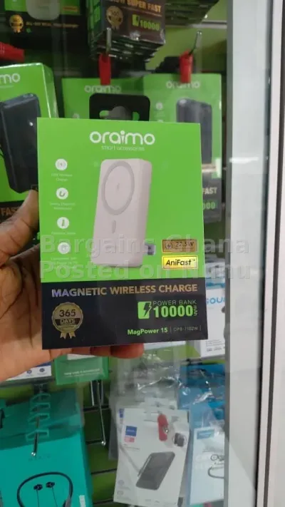 Oraimo MagSafe 15 magnetic wireless charger