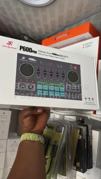 Melody Show P600 Pro Audio Mixer Sound Card
