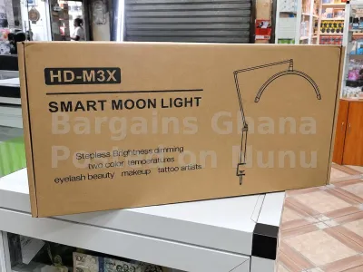 Desktop Telescopic Half Moon Beauty Lamp
