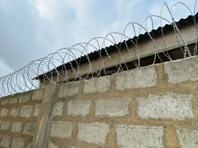 Razor fence troubleshooting