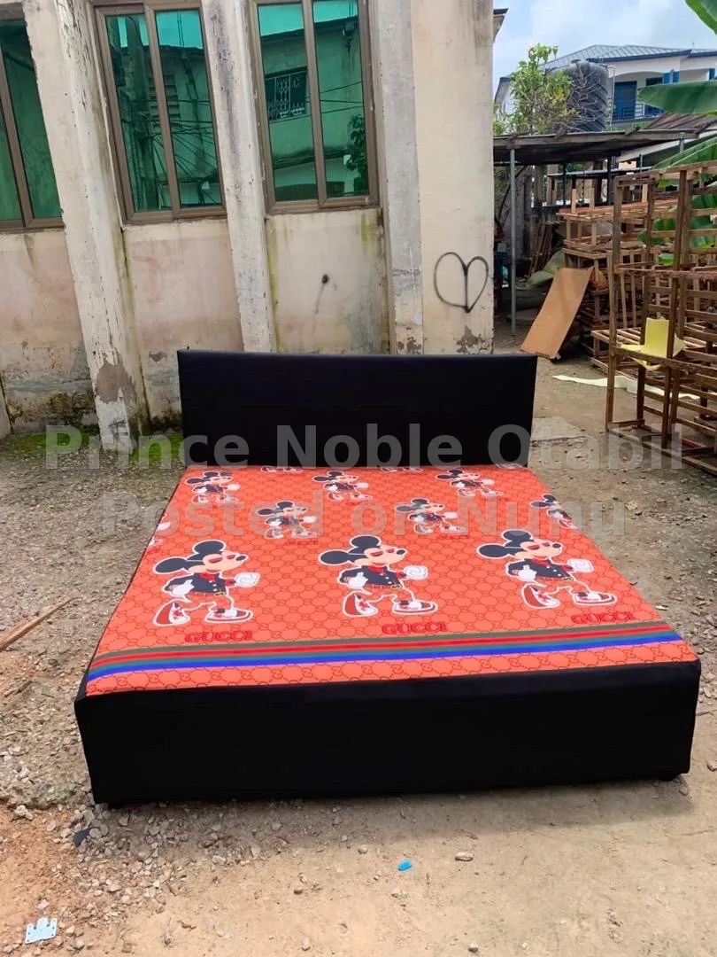 queen size inbuilt double bed