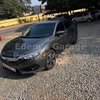 2016 Honda CivicEngine untouchedAccident freeChilling A/CFull option S