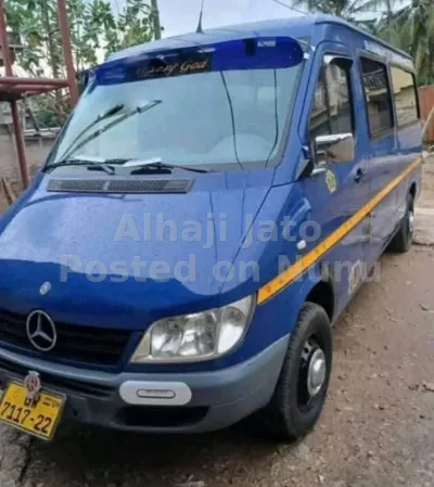 Mercedes-Benz sprinter