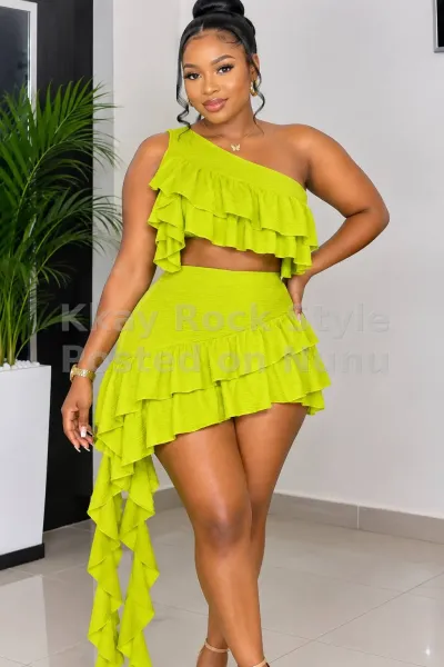 hot-elegant skirt and top set.