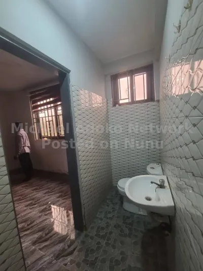 CHAMBER AND HALL SELF-CONTAINED FOR RENT