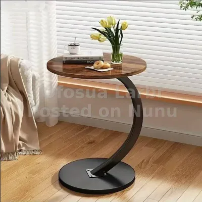 Beside/ Coffee Table