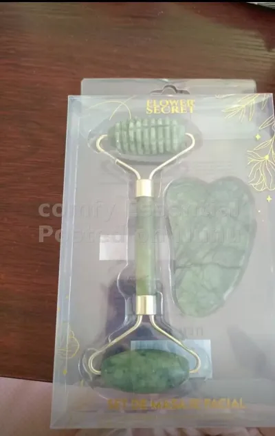 jade roller for face massage and rejuvinatuon