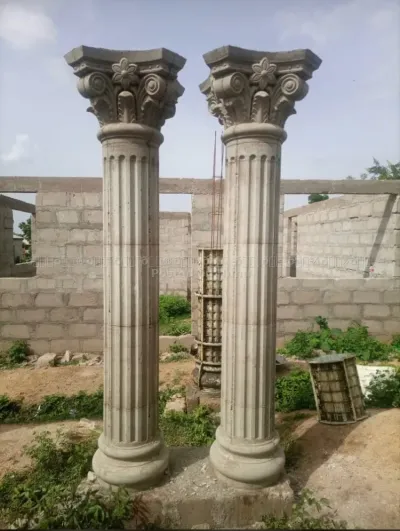 Round lines design pillar