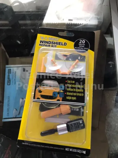 DIY Repair Kit for cracked windshield