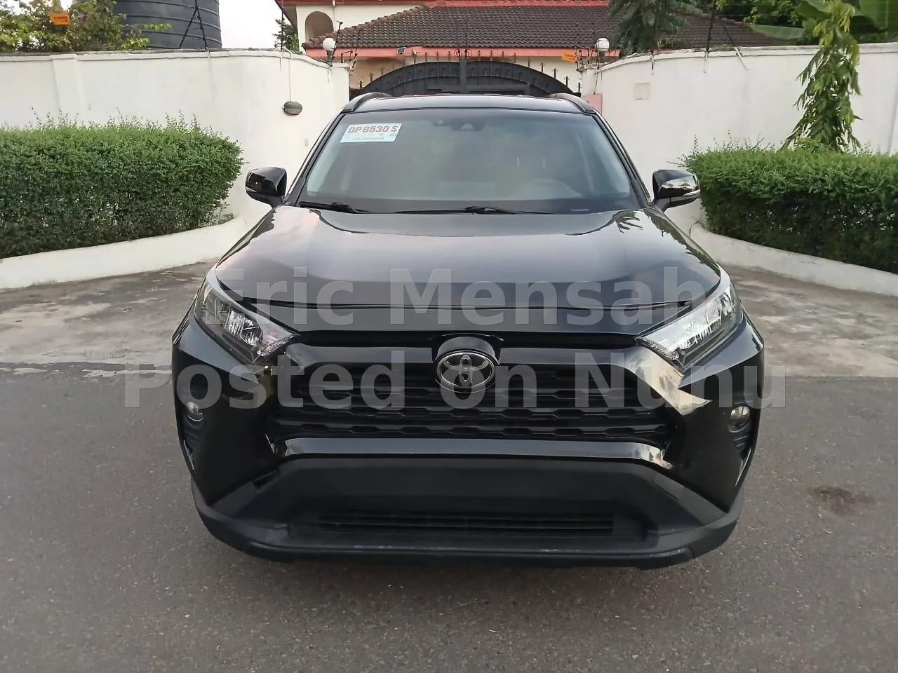 Toyota RAV4 LE 2.5