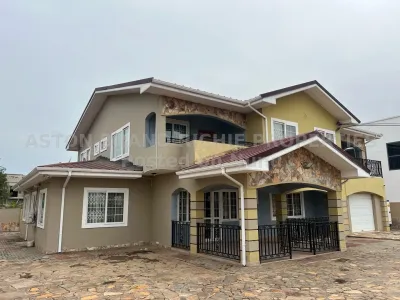 Executive 4 bedroom with 1 room for video game house for sale at sakum