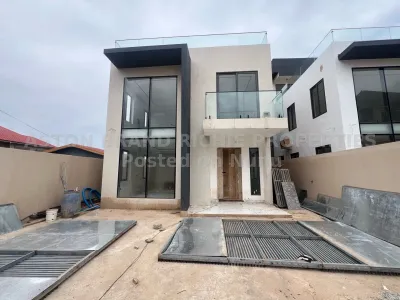 5 bedroom executive house for sale at Tseaddo All rooms en-suite Dinin