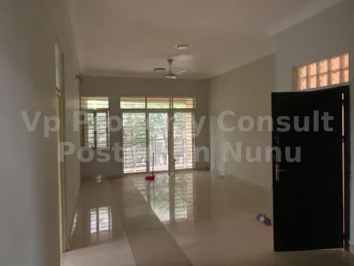 2bedrooms apartment at lakeside Estate
