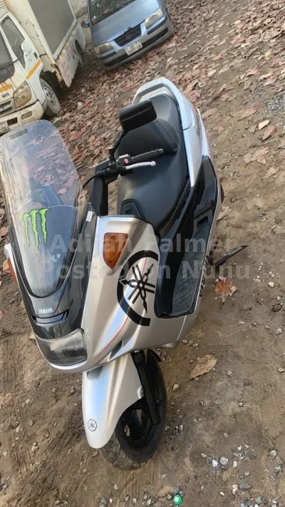 Yamaha majesty