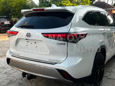 2023 TOYOTA HIGHLANDER-HYBRID