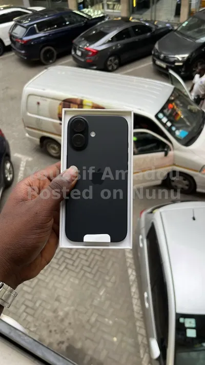iPhone 16 128GB physical sim uk used