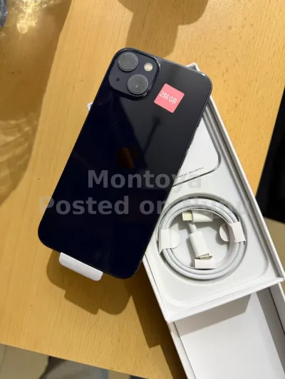 iPhone 13 256gig ,sealed in box ,selling for GHC 3600