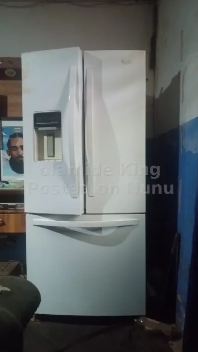 Whirlpool double door fridge