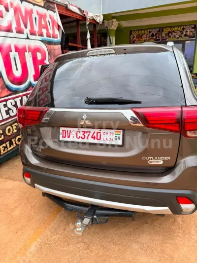 2016 Mitsubishi outlander