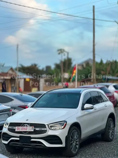 2020 Mercedes Benz GLC 300