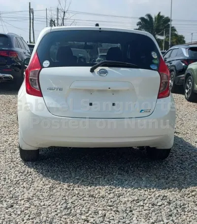 2014 Nissan note