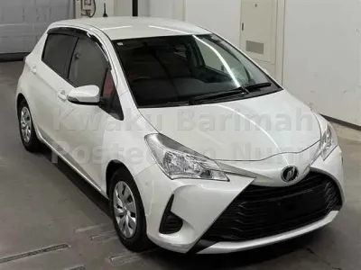 TOYOTA VITZ 2017 F