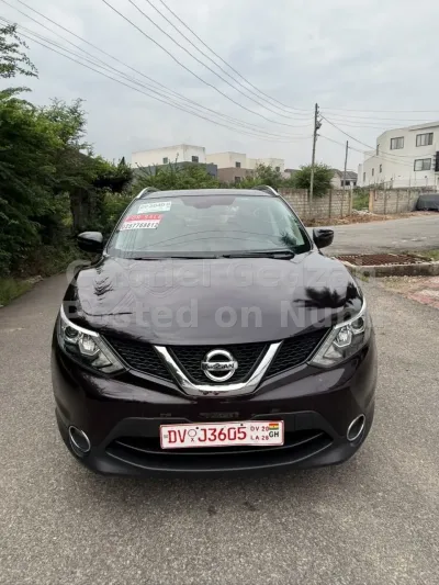 – Nissan Qashqai  (2014)