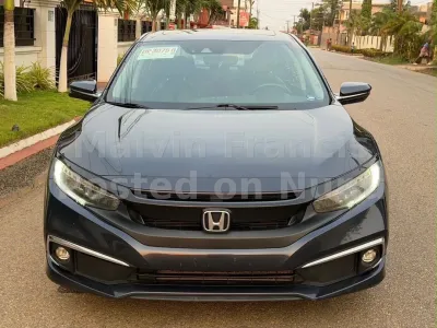 Honda civic 2019 model touring 197k Cool deal 🔥
